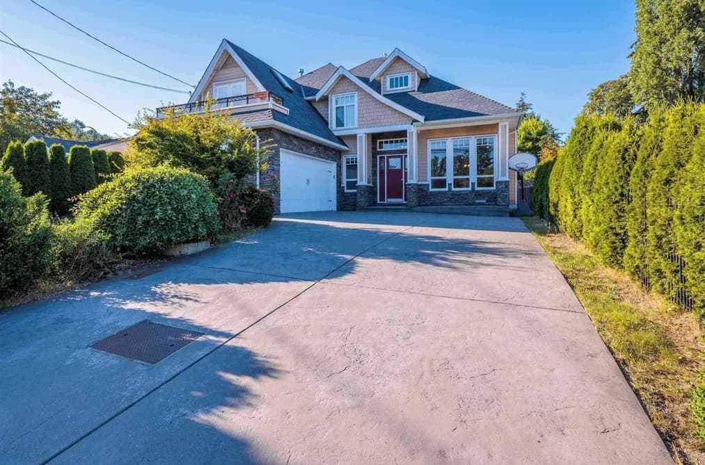 16067 14 AVENUE, Surrey, BC — Residential for Sale - Photo 2
