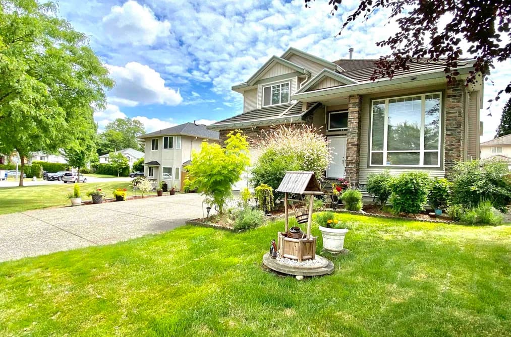 16072 96A AVENUE, Surrey, BC — Residential for Sale - Main Photo