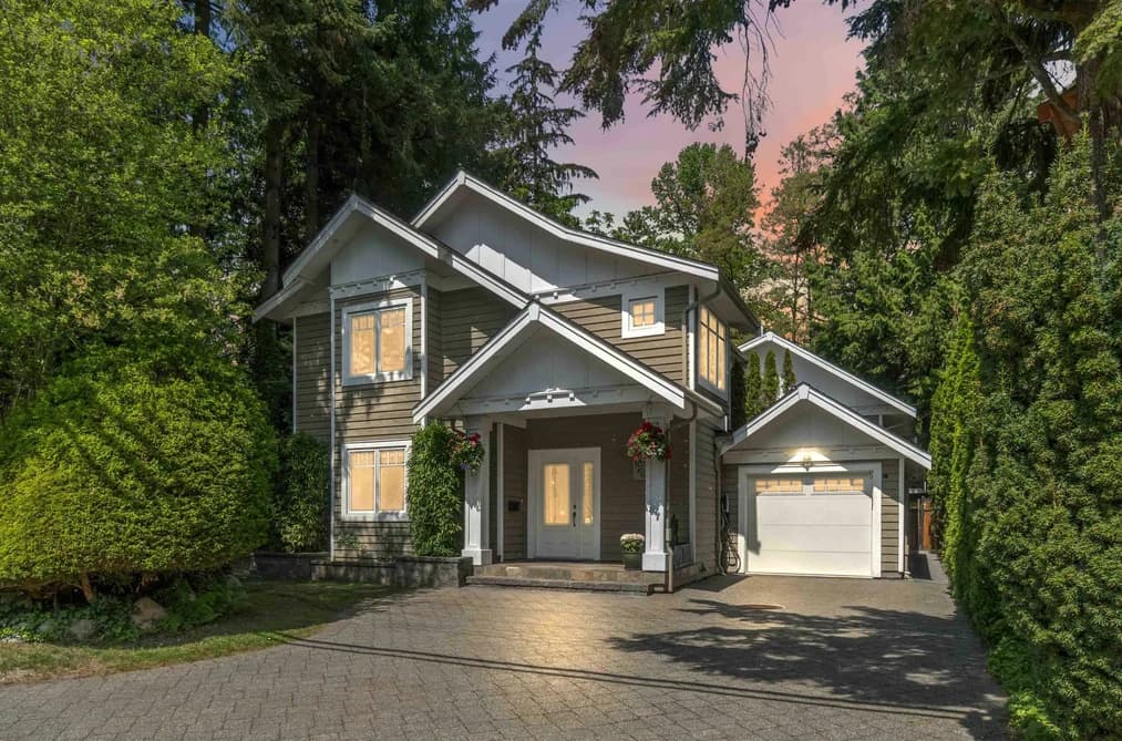 1610 ROSS ROAD, North Vancouver, BC — Residential for Sale - Photo 2