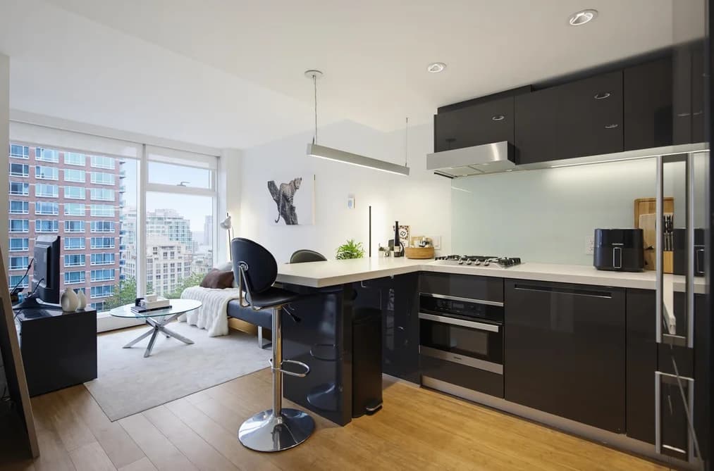 1611 777 RICHARDS STREET, Vancouver, BC — Residential for Sale - Main Photo