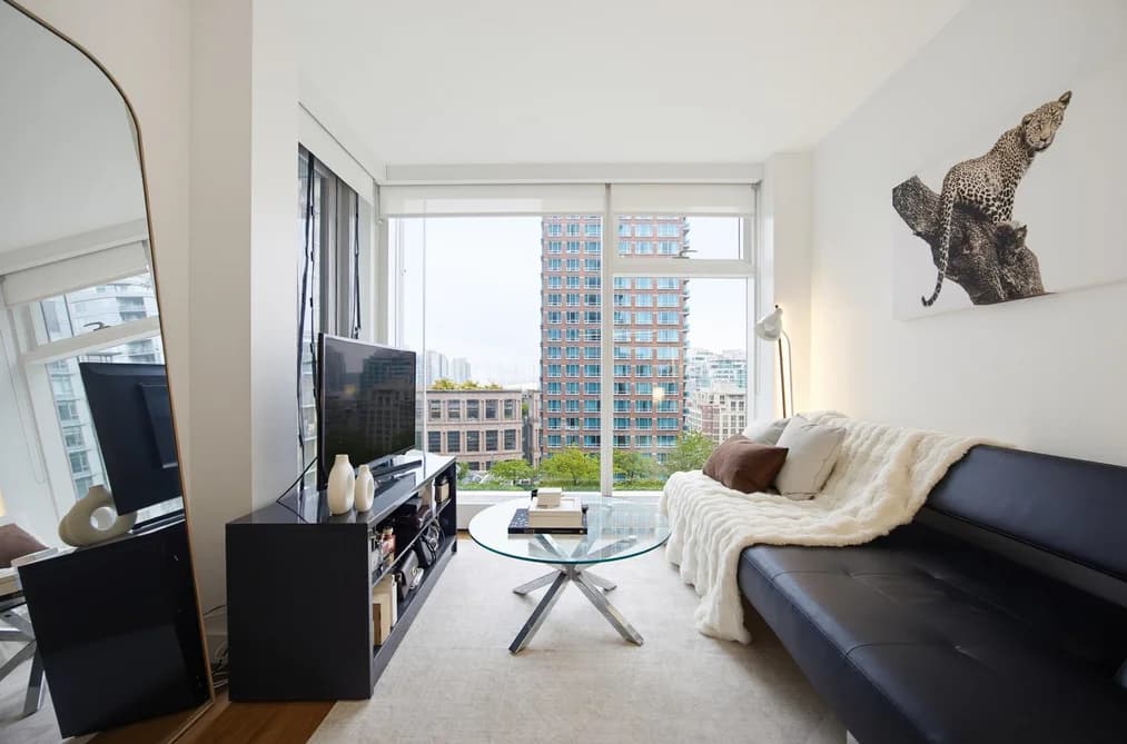 1611 777 RICHARDS STREET, Vancouver, BC — Residential for Sale - Photo 2
