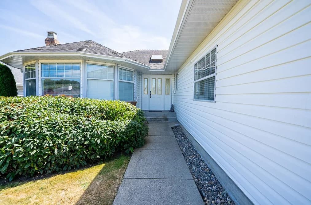 16158 16A AVENUE, Surrey, BC — Residential for Sale - Photo 2