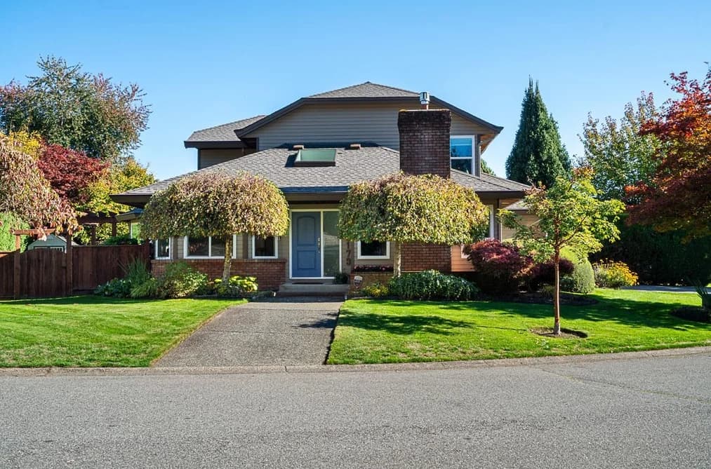 16173 Brookside Grove, Surrey, BC - House for Sale - Main Photo 16173 Brookside Grove, Surrey, BC - House for Sale - Main Photo