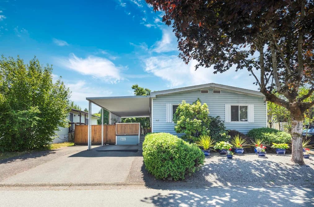 162 145 KING EDWARD STREET, Coquitlam, BC — Residential for Sale - Main Photo