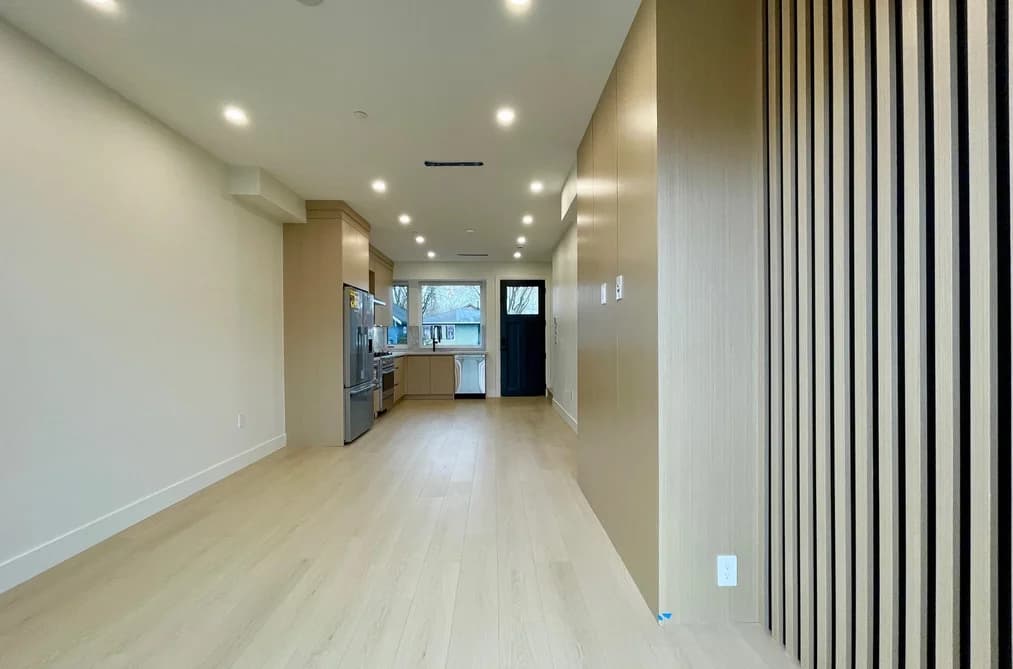 162 E 43RD AVENUE, Vancouver, BC — Residential for Sale - Photo 2