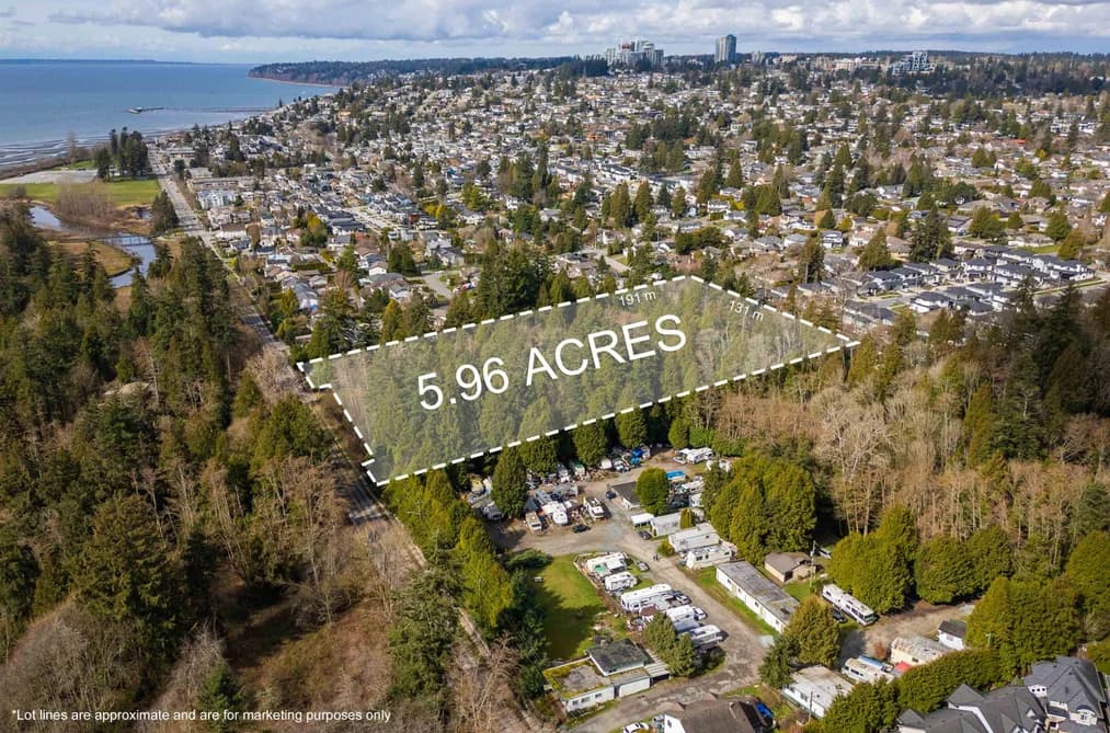16203 8 AVENUE, Surrey, BC — Residential for Sale - Photo 2