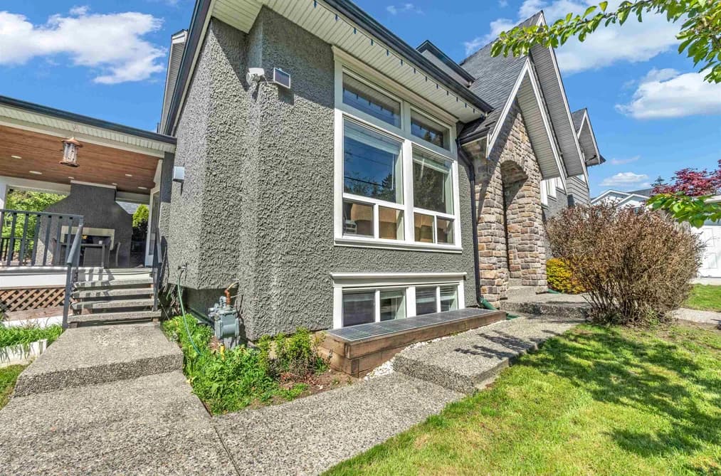 16329 8 AVENUE, Surrey, BC — Residential for Sale - Photo 2