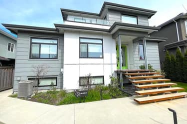 House for sale at 1633 SE Marine Drive Vancouver British Columbia - MLS: R3148741