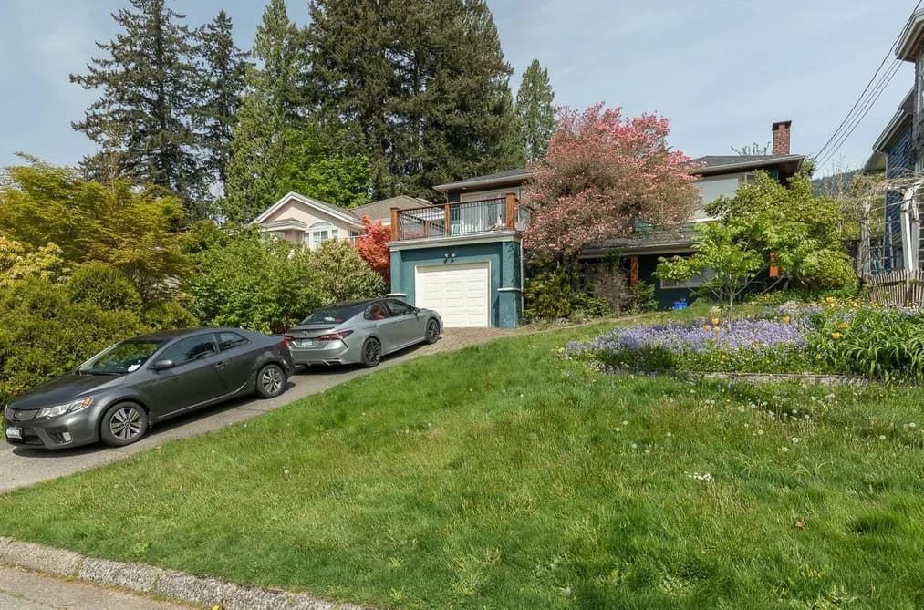 164 E CARISBROOKE ROAD, North Vancouver, BC — Residential for Sale - Photo 2