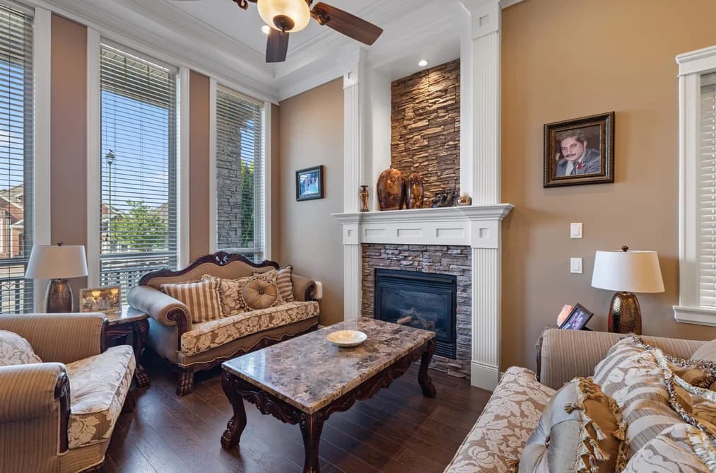 16466 87A AVENUE, Surrey, BC — Residential for Sale - Photo 2