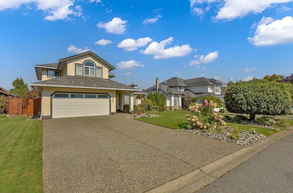 16529 85TH STREET, Surrey, BC — Residential for Sale - Photo 2