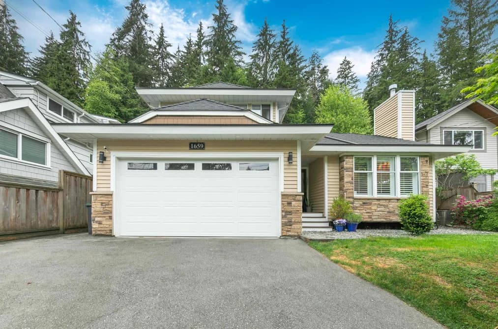 1659 DEEP COVE ROAD, North Vancouver, BC — Residential for Sale - Main Photo