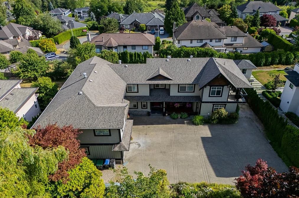 16592 78 AVENUE, Surrey, BC — Residential for Sale - Photo 2