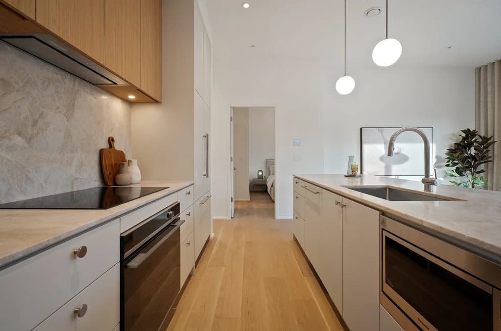166 E 38TH AVENUE, Vancouver, BC — Residential for Sale - Photo 2