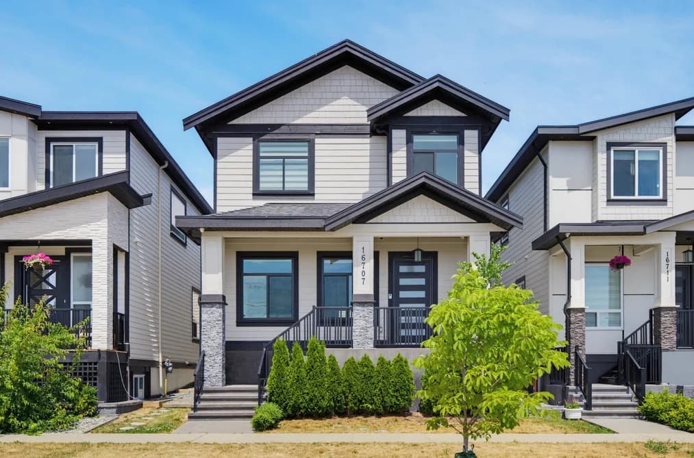 16707 15A AVENUE, Surrey, BC — Residential for Sale - Photo 2