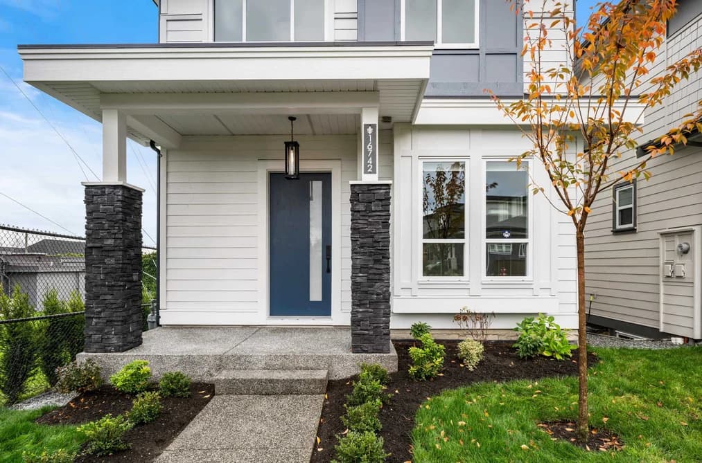 16742 20A AVENUE, Surrey, BC — Residential for Sale - Photo 2