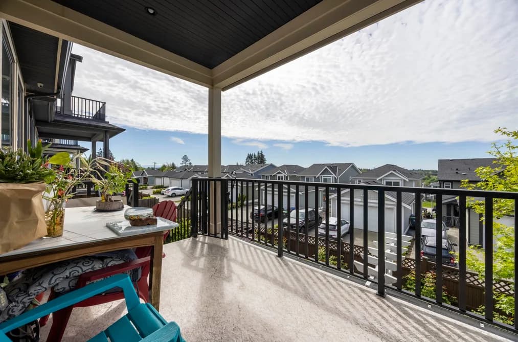 16764 16A AVENUE, Surrey, BC — Residential for Sale - Photo 2