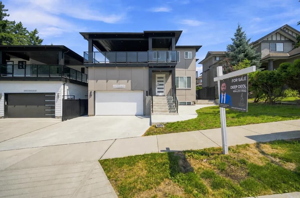 1680B MCKENZIE ROAD, Abbotsford, BC — Residential for Sale - Main Photo