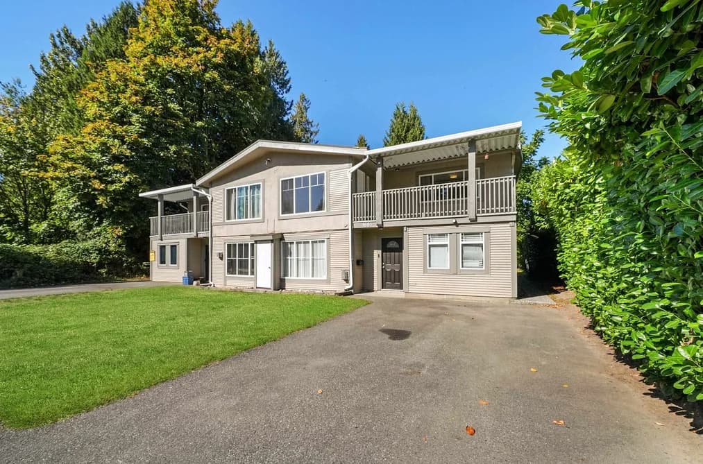 1681-1683 SUFFOLK AVENUE, Port Coquitlam, BC — Residential Income for Sale - Main Photo
