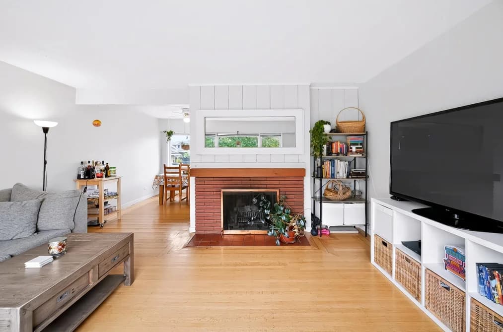 1685 E 55TH AVENUE, Vancouver, BC — Residential for Sale - Photo 2