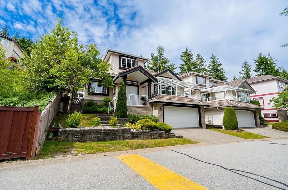 1687 PLATEAU CRESCENT, Coquitlam, BC — Residential for Sale - Photo 2