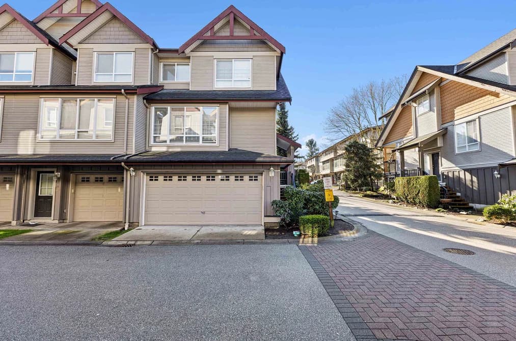 17 16772 61 AVENUE, Surrey, BC — Residential for Sale - Photo 2