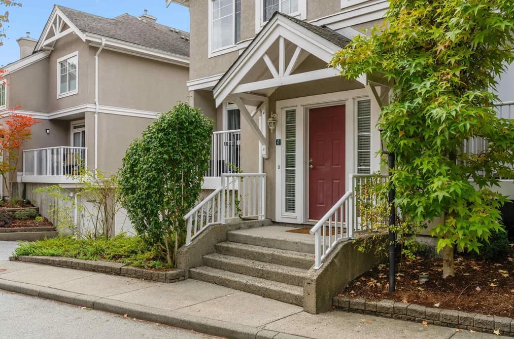 17 2422 HAWTHORNE AVENUE, Port Coquitlam, BC — Residential for Sale - Main Photo