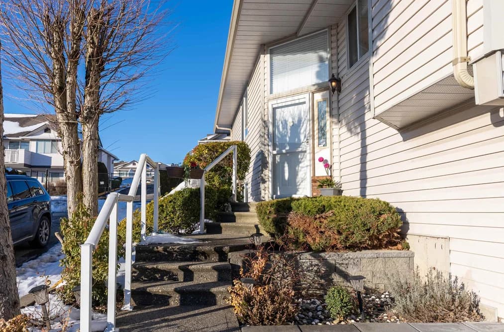 17 3070 TOWNLINE ROAD, Abbotsford, BC — Residential for Sale - Main Photo
