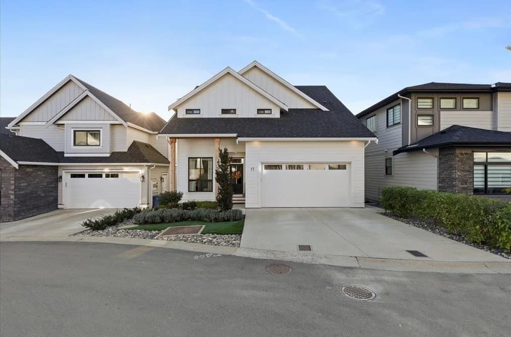 17 4217 OLD CLAYBURN ROAD, Abbotsford, BC — Residential for Sale - Main Photo