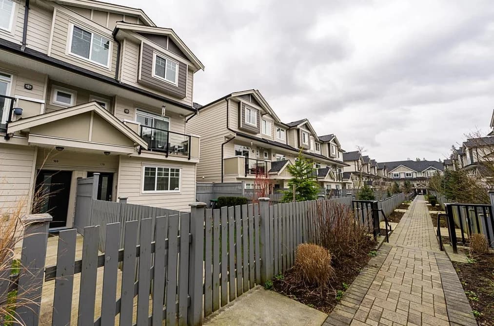 170 13898 64 AVENUE, Surrey, BC — Residential for Sale - Photo 2