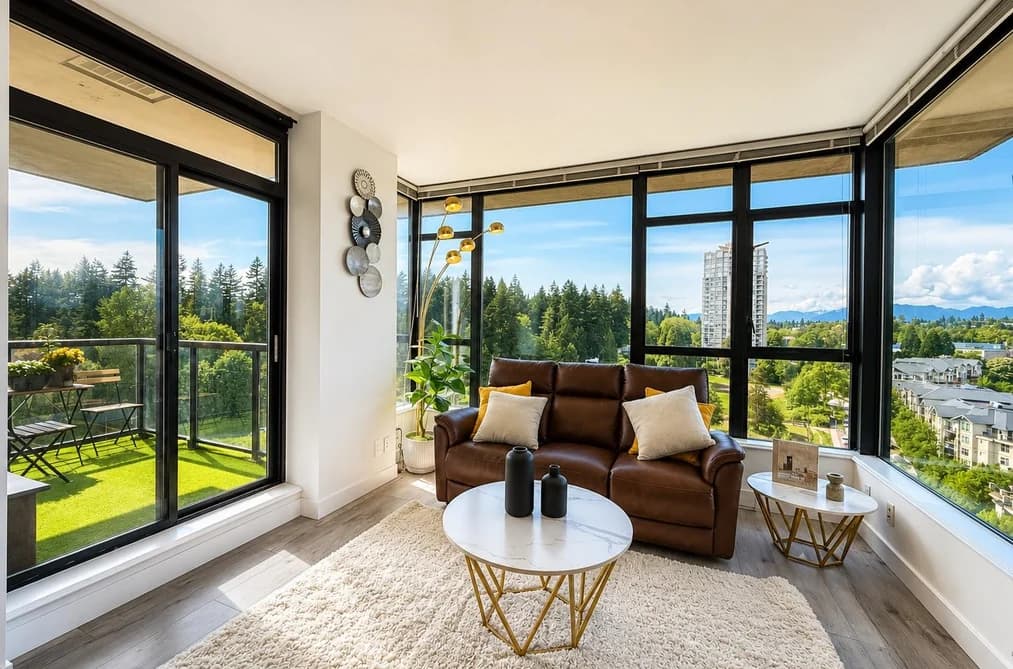 1701 15 E ROYAL AVENUE, New Westminster, BC — Residential for Sale - Photo 2