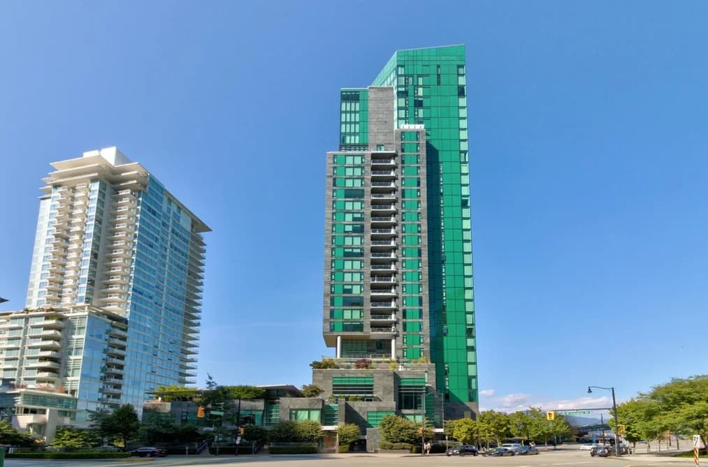 1701 277 THURLOW STREET, Vancouver, BC — Residential for Sale - Main Photo