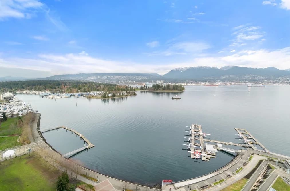1701 277 THURLOW STREET, Vancouver, BC — Residential for Sale - Photo 2