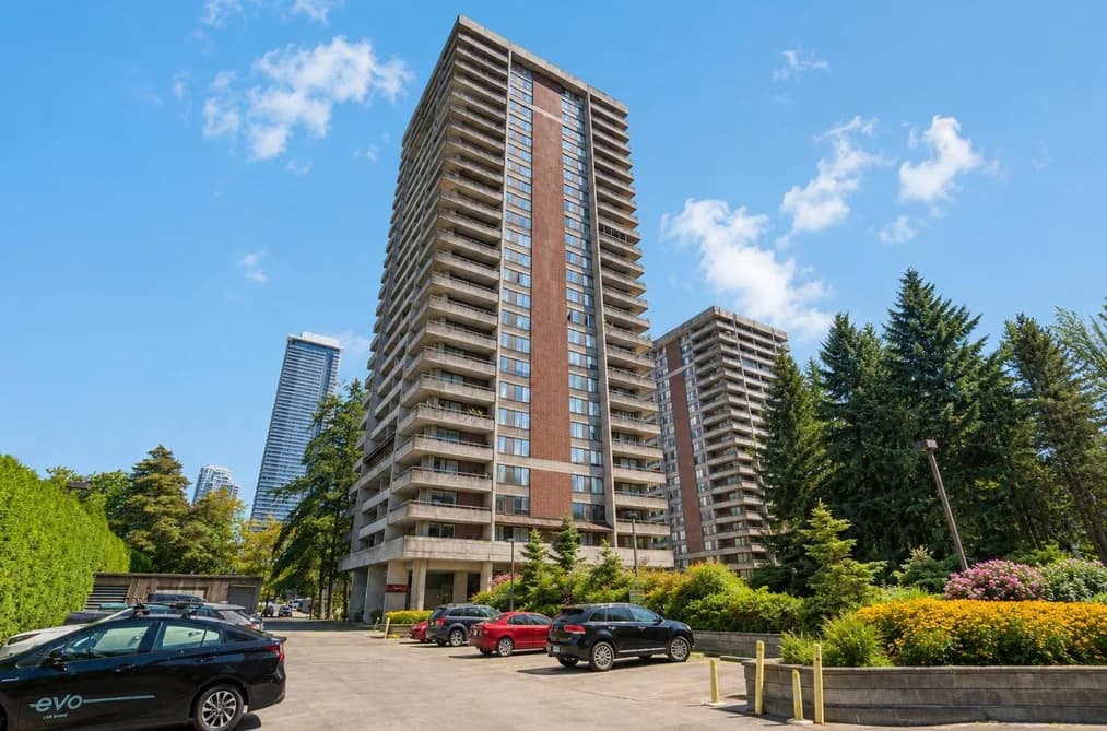 1701 3755 BARTLETT COURT, Burnaby, BC — Residential for Sale - Main Photo