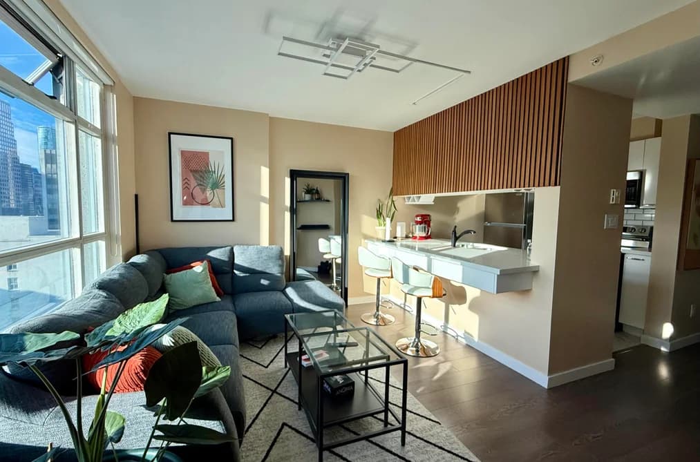 1701 438 SEYMOUR STREET, Vancouver, BC — Residential for Sale - Main Photo