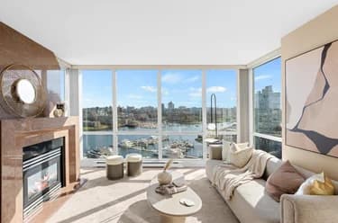 Condo for sale at 1703 1077 Marinaside Crescent Vancouver British Columbia - MLS: R3111419