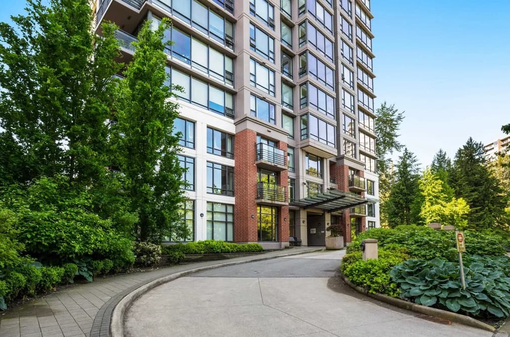 1707 301 CAPILANO ROAD, Port Moody, BC — Residential for Sale - Photo 2