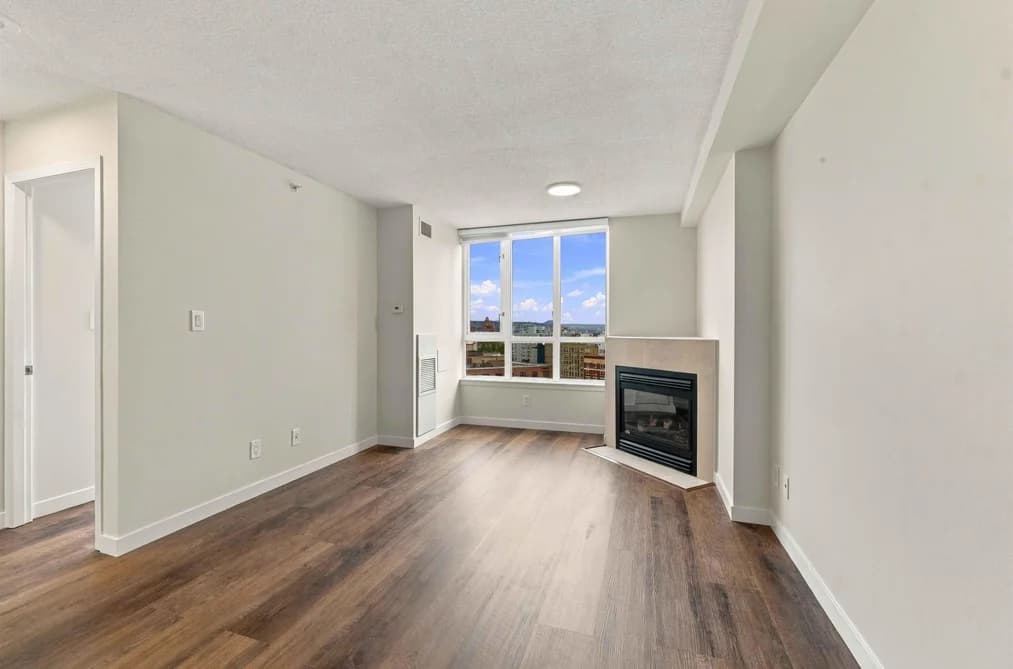 1707 63 KEEFER PLACE, Vancouver, BC — Residential for Sale - Photo 2