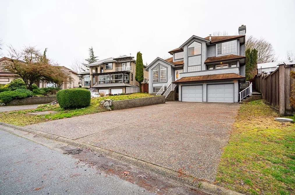 17072 103 AVENUE, Surrey, BC — Residential for Sale - Photo 2