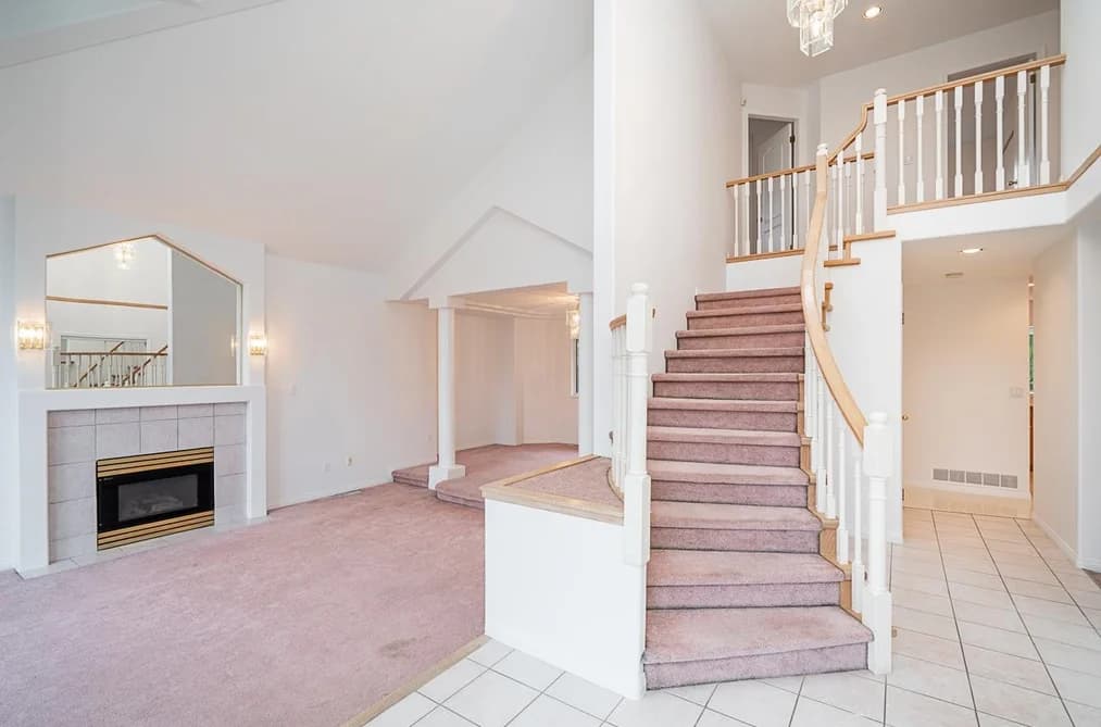 17072 103 AVENUE, Surrey, BC — Residential for Sale - Photo 2