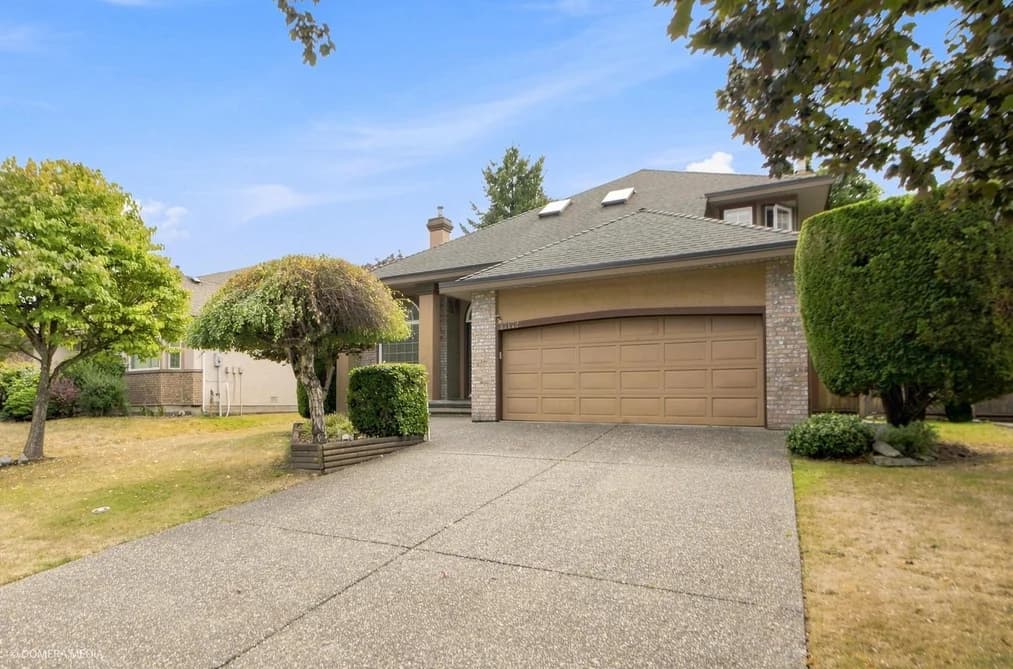 17172 102 AVENUE, Surrey, BC — Residential for Sale - Photo 2