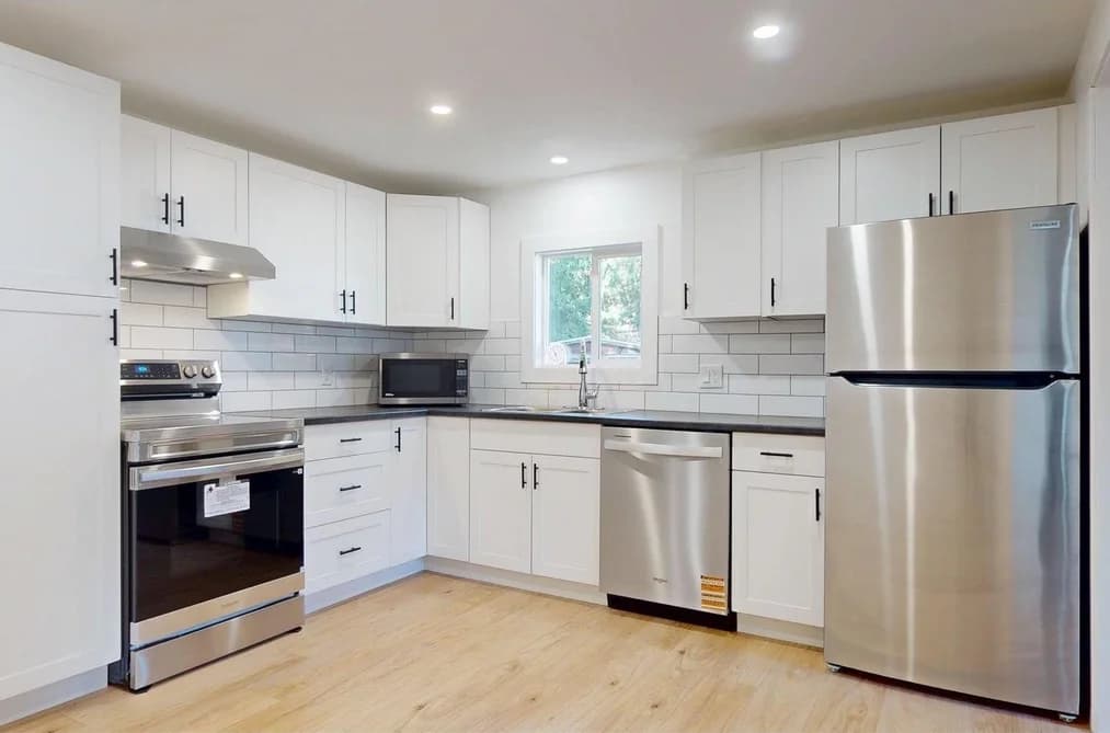 172 1830 MAMQUAM ROAD, Squamish, BC — Residential for Sale - Photo 2