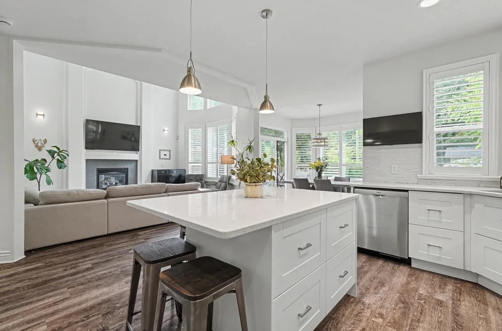 1722 PADDOCK DRIVE, Coquitlam, BC — Residential for Sale - Main Photo
