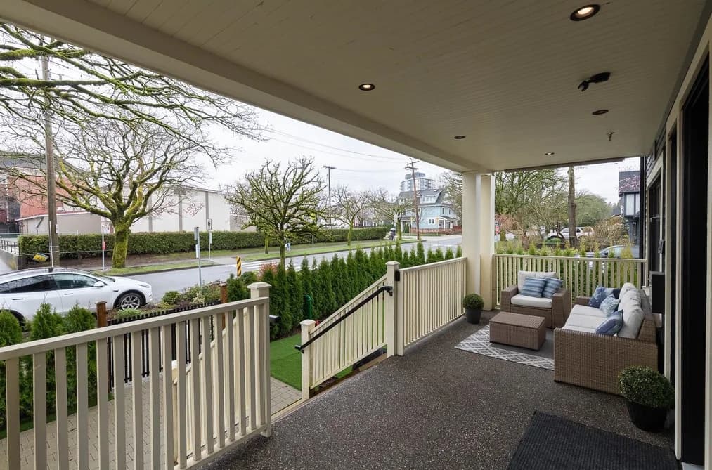 1727 E 22ND AVENUE, Vancouver, BC — Residential for Sale - Photo 2