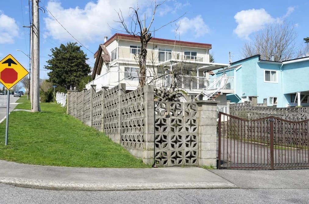 1728 SEVENTH AVE, New Westminster, BC — Residential for Sale - Main Photo