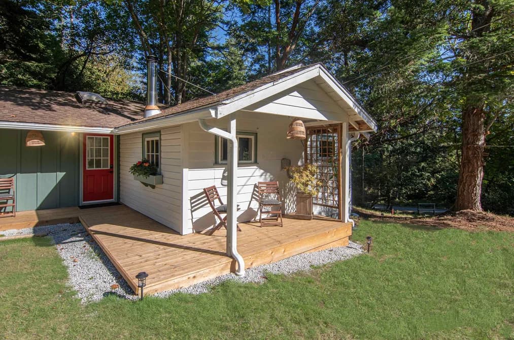 172B BURRILL ROAD, Galiano Island, BC — Residential for Sale - Photo 2