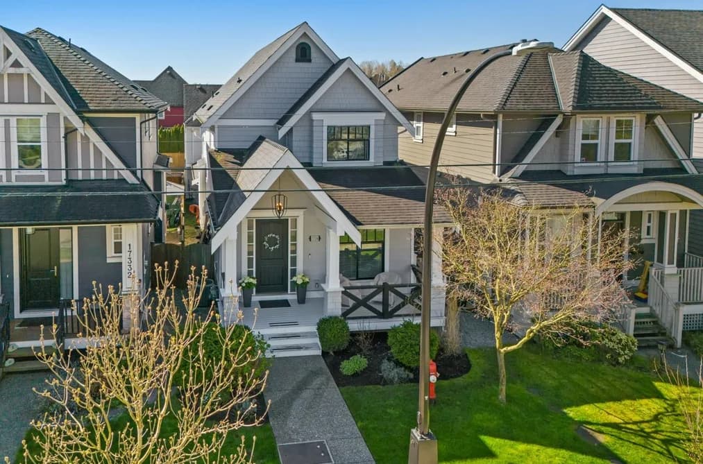 17330 2ND AVENUE, Surrey, BC — Residential for Sale - Photo 2