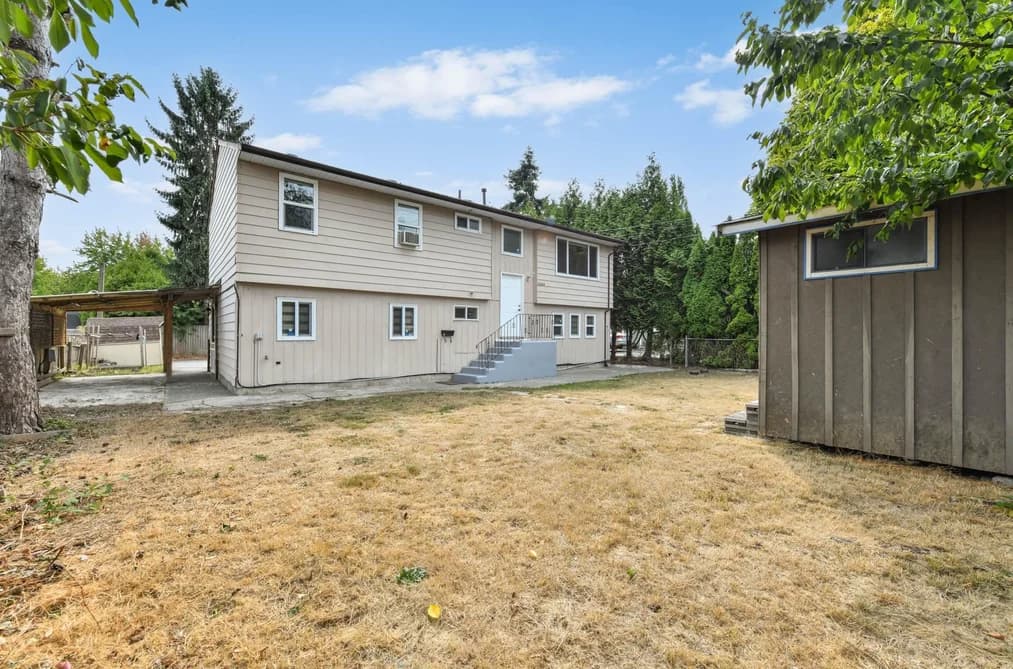 17424 64 AVENUE, Surrey, BC — Residential for Sale - Photo 2