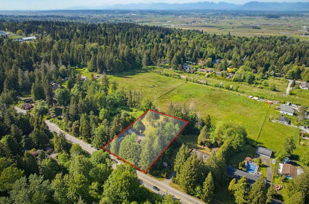 17495 24 AVENUE, Surrey, BC — Residential for Sale - Photo 2
