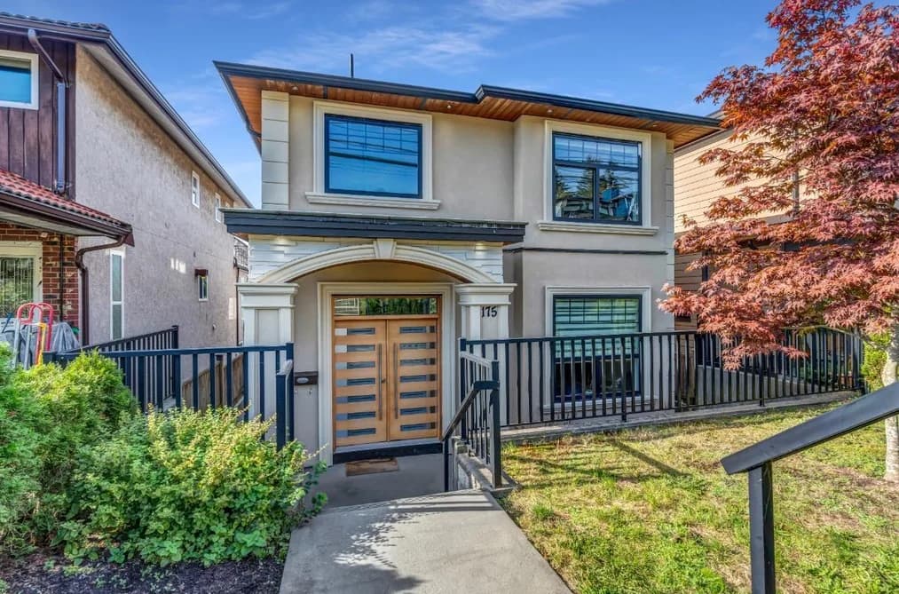 175 DELTA AVENUE, Burnaby, BC — Residential for Sale - Photo 2